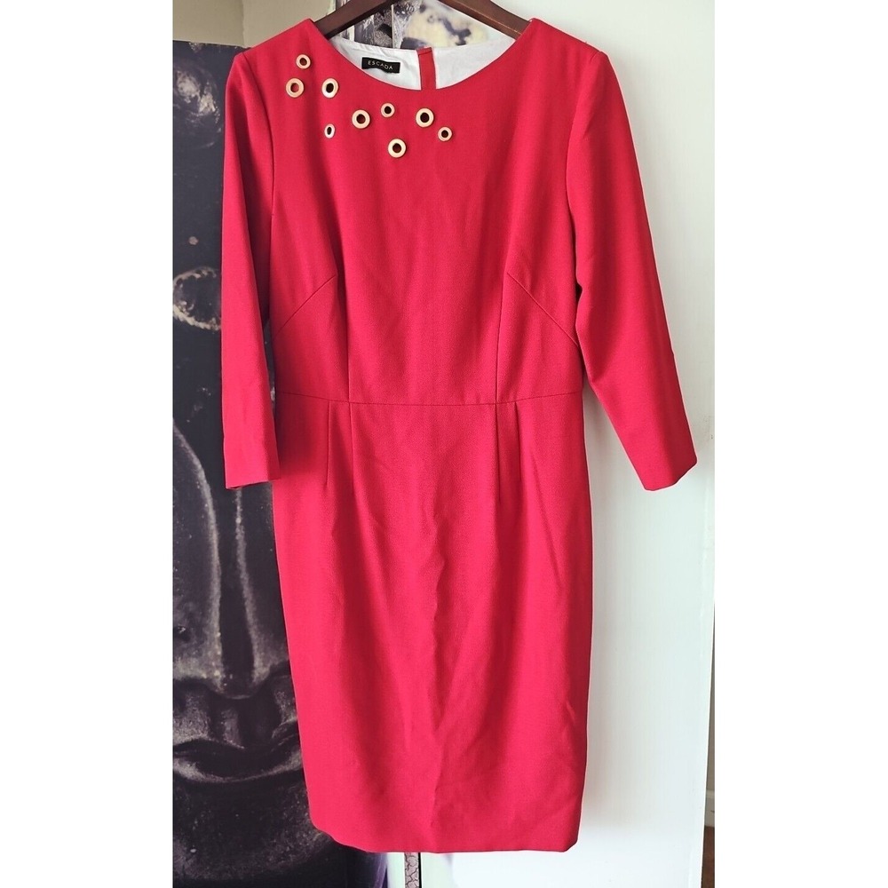 Escada Dirkissa Dress Size 40 Red‎ Round Neck Sheath Midi Dress Gold Rivets YJ01